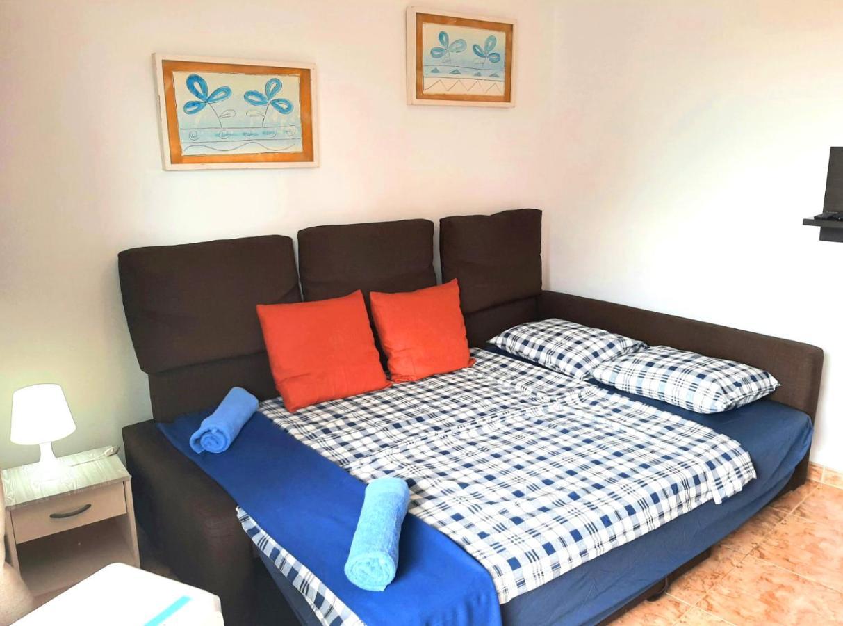 Perfectly Located Apartment With Pool Playa de las Americas  Ngoại thất bức ảnh